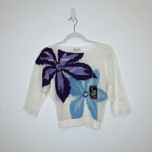Lim's Vintage Hand Crocheted Island Flower Scoop Neck Top